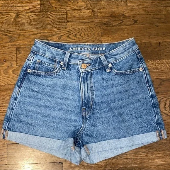 American Eagle Crossover Denim shorts - Picture 2 of 8